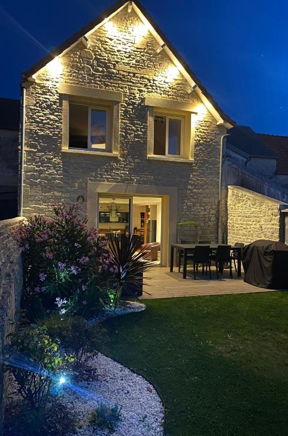 La Lumineuz Au Coeur Des Plages Du Debarquement Creully sur Seulles Exterior photo